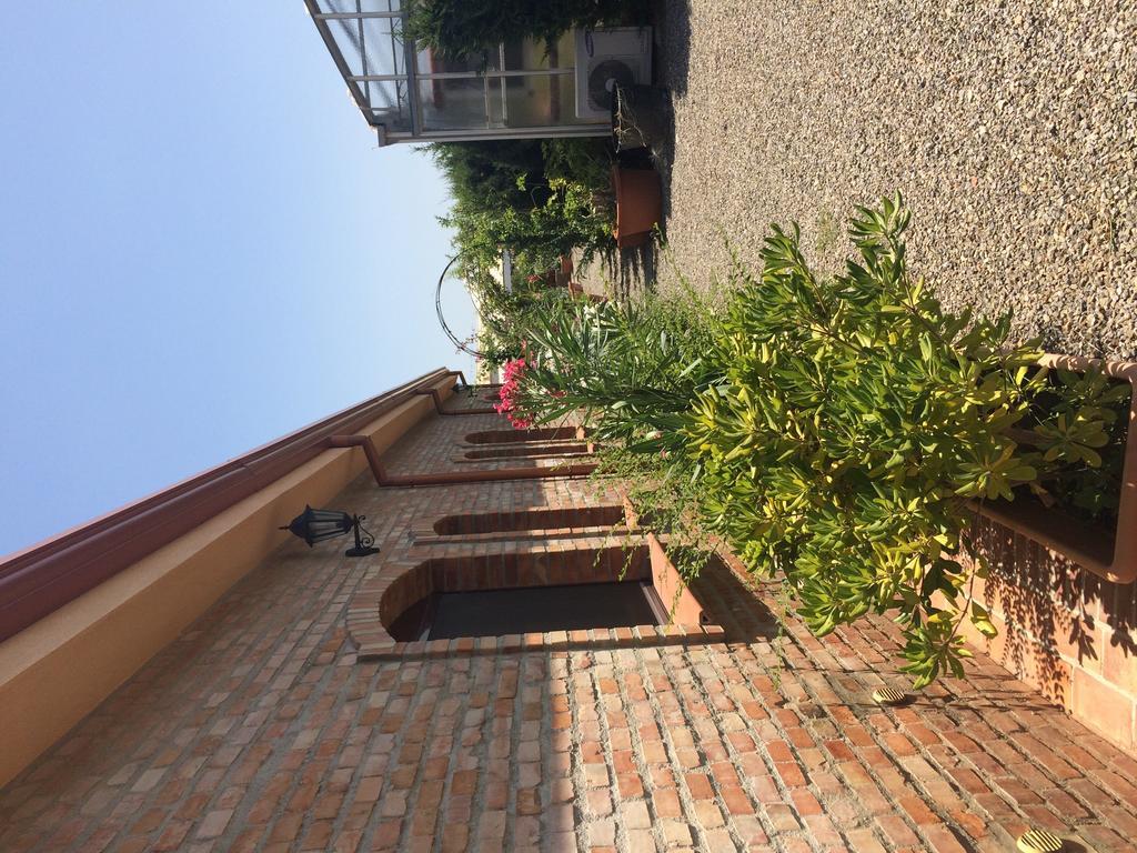 Societa Agricola Mg Florplant Villa Francavilla Marittima Exterior photo