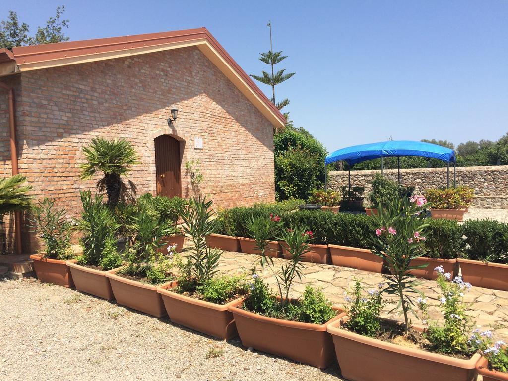 Societa Agricola Mg Florplant Villa Francavilla Marittima Exterior photo